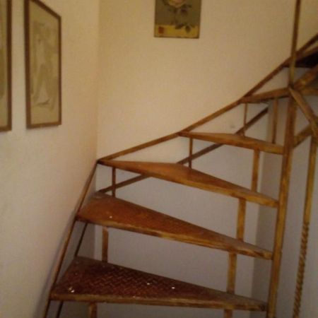 Villa Εξοχικό Σπίτι Καντηρακασ à Gythio Extérieur photo